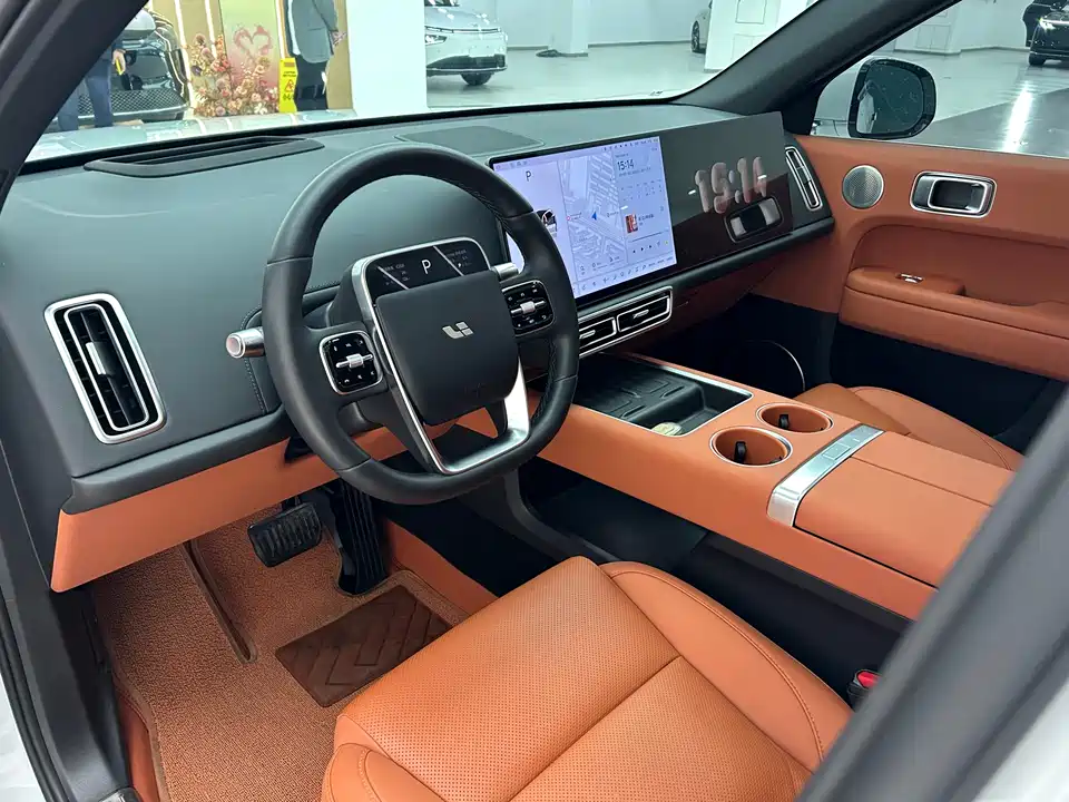 Li Auto Ideal L6