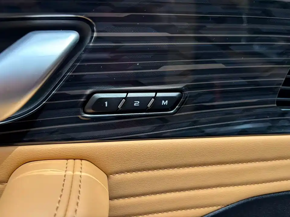 Geely Monjaro plug-in-hybrid