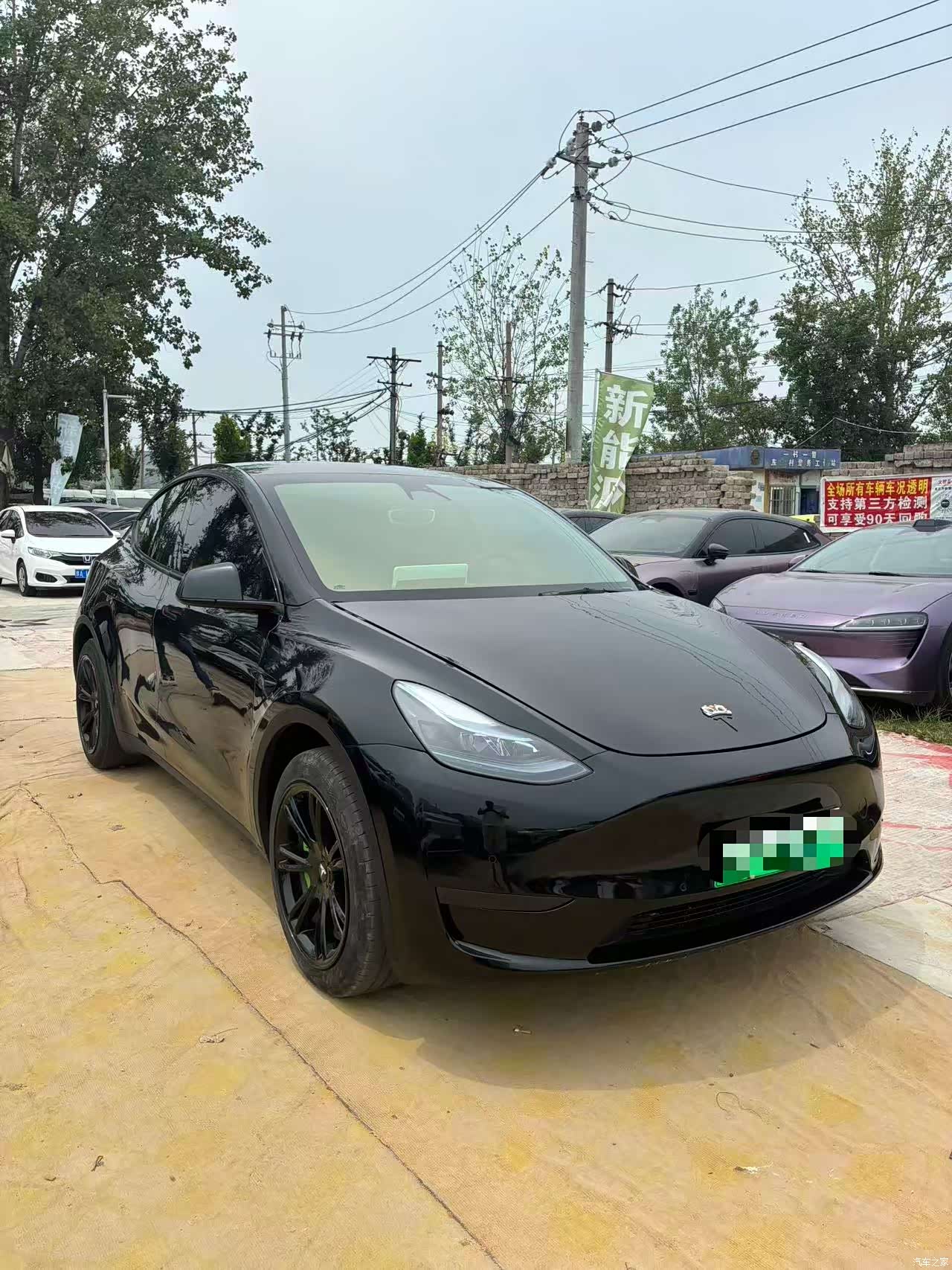 Tesla Model Y, 2023 2