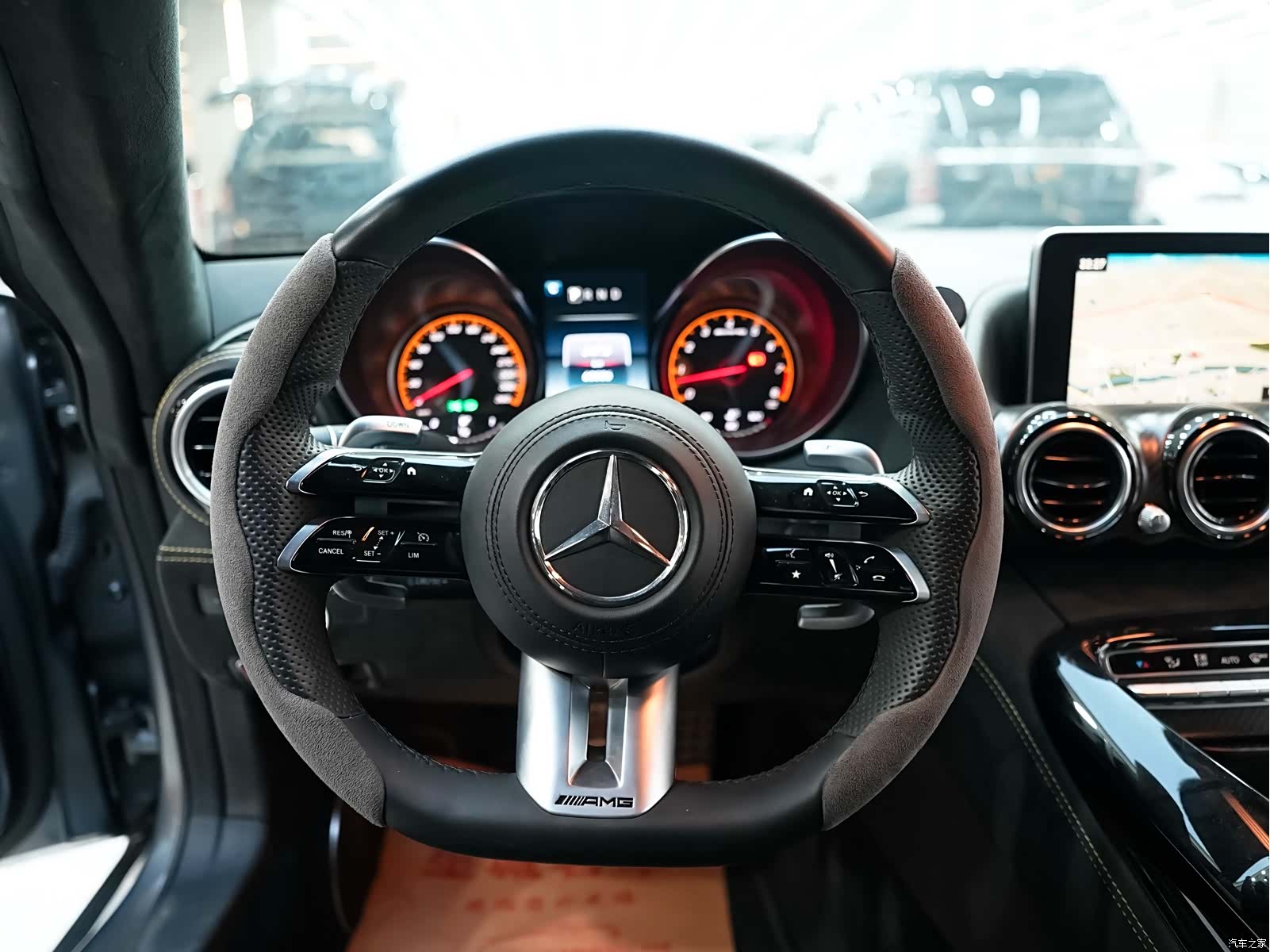MG AMG, 2017 17