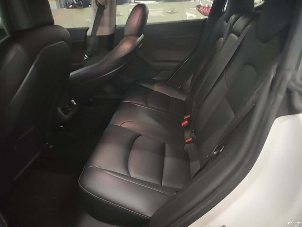 Tesla Model 3, 2020 17