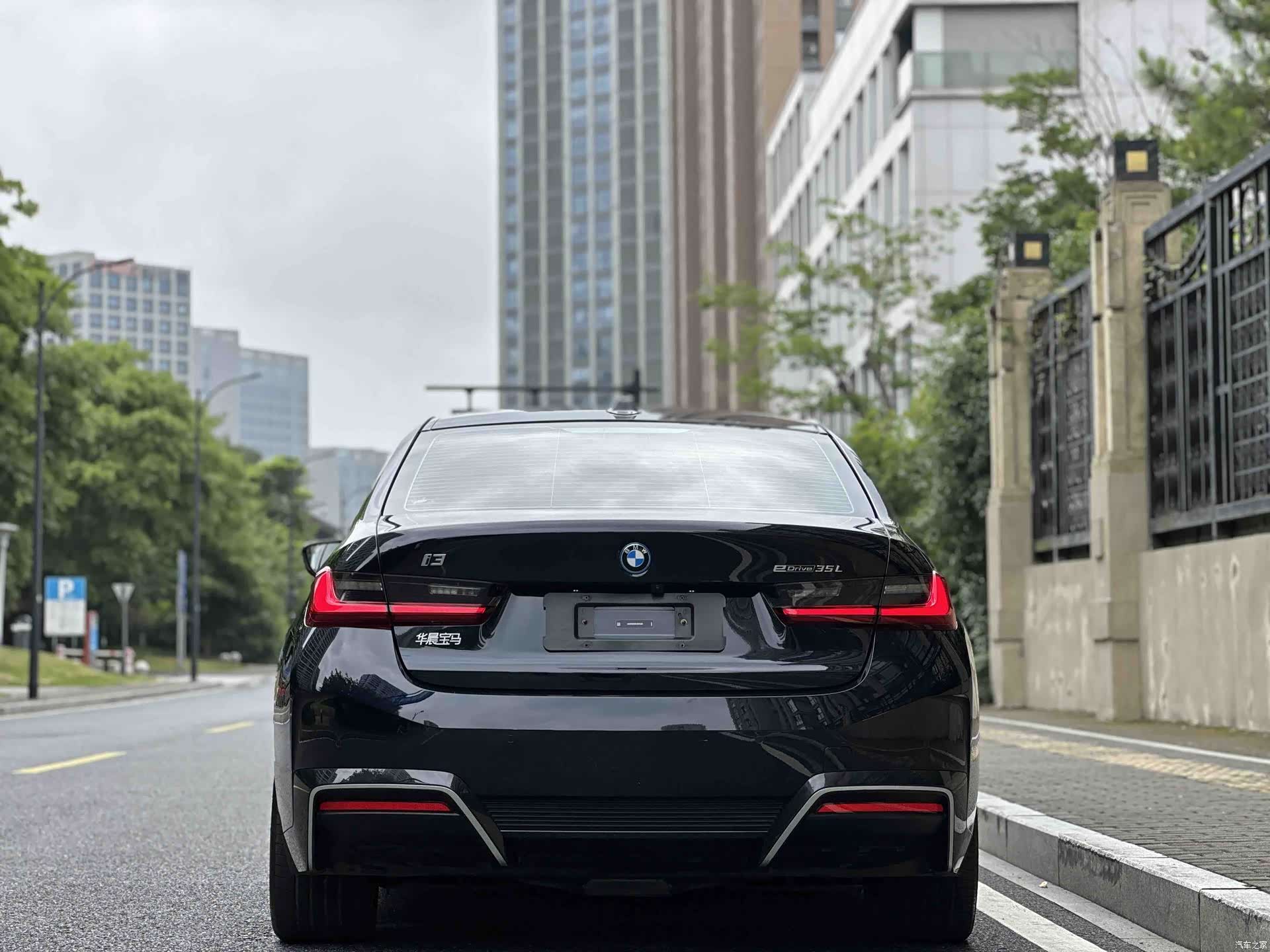 BMW i3, 2025 все фото