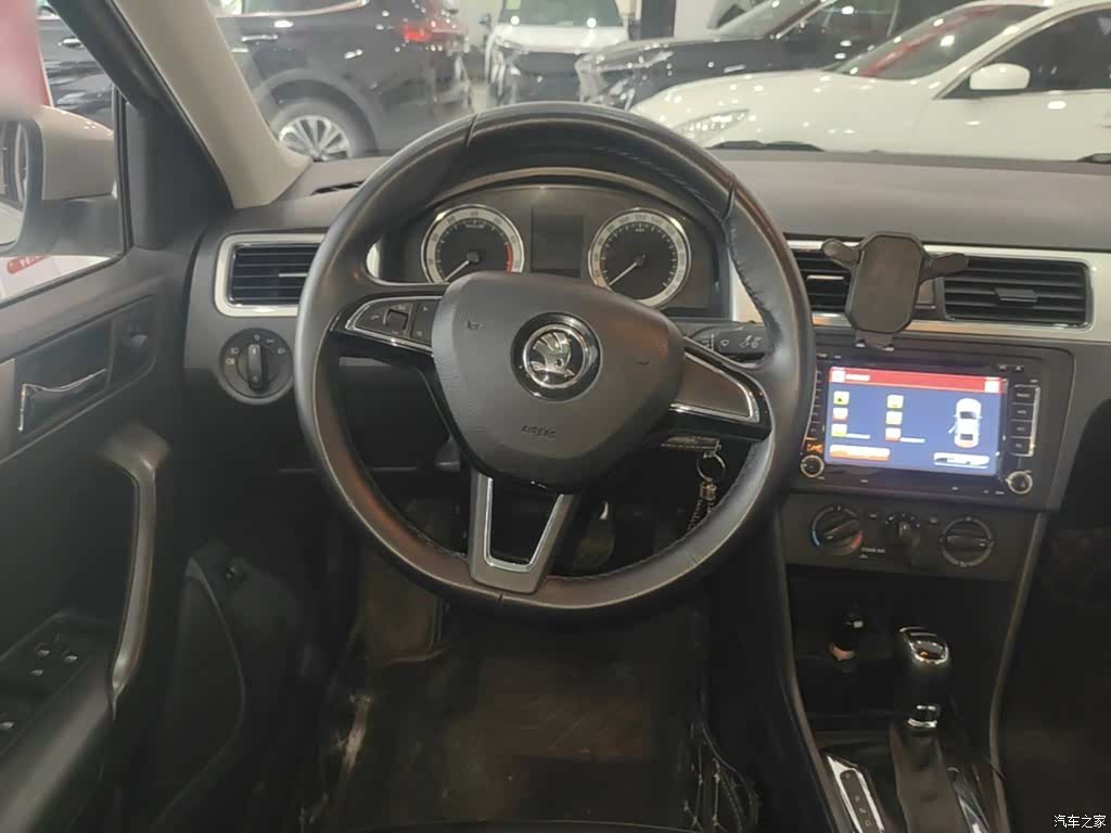 Skoda Rapid, 2018 3