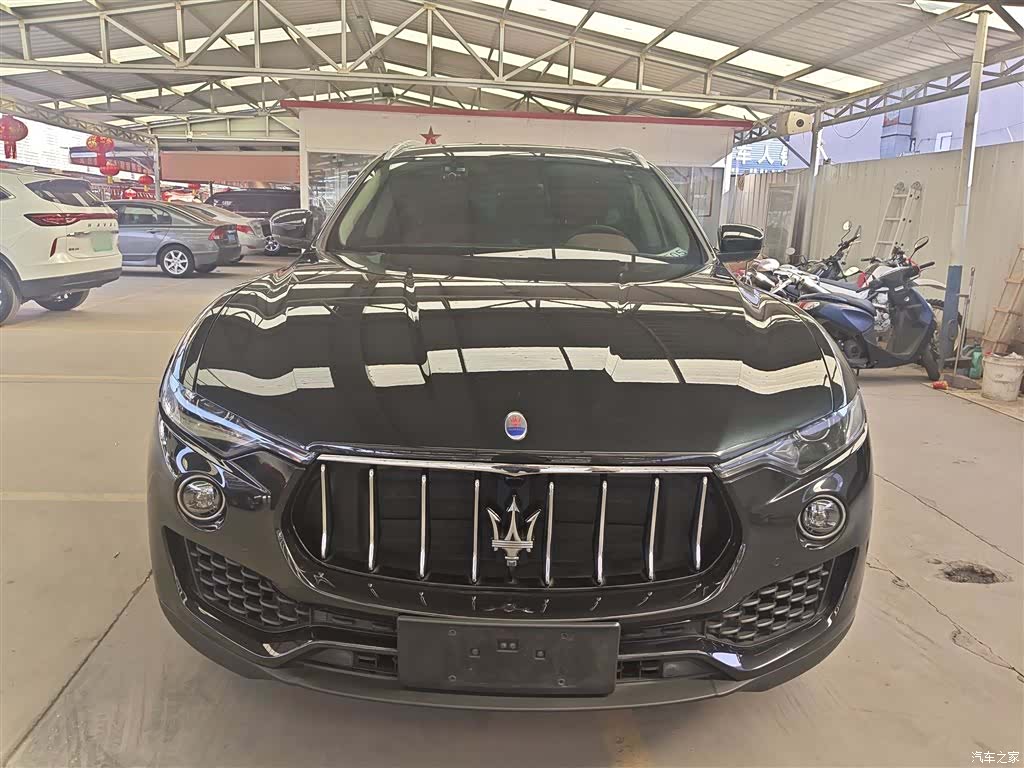 Maserati Levante, 2018 3