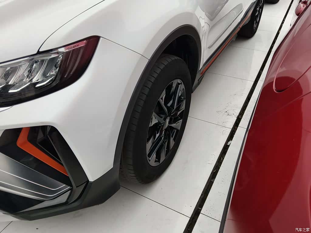 Geely Boyue, 2022 25