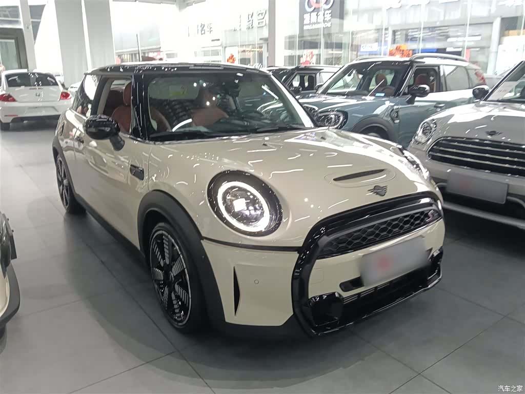Mini Cooper, 2023 4