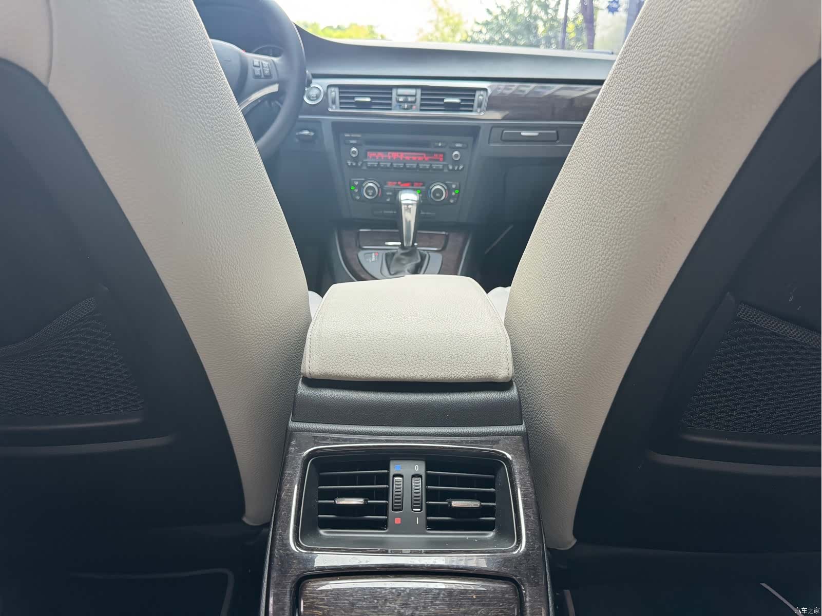 BMW 3 Series, 2013 21