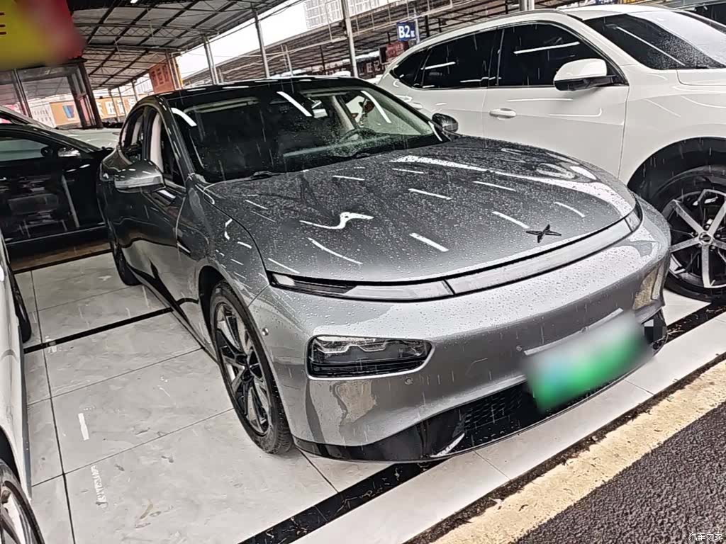 Xpeng P7, 2022 4
