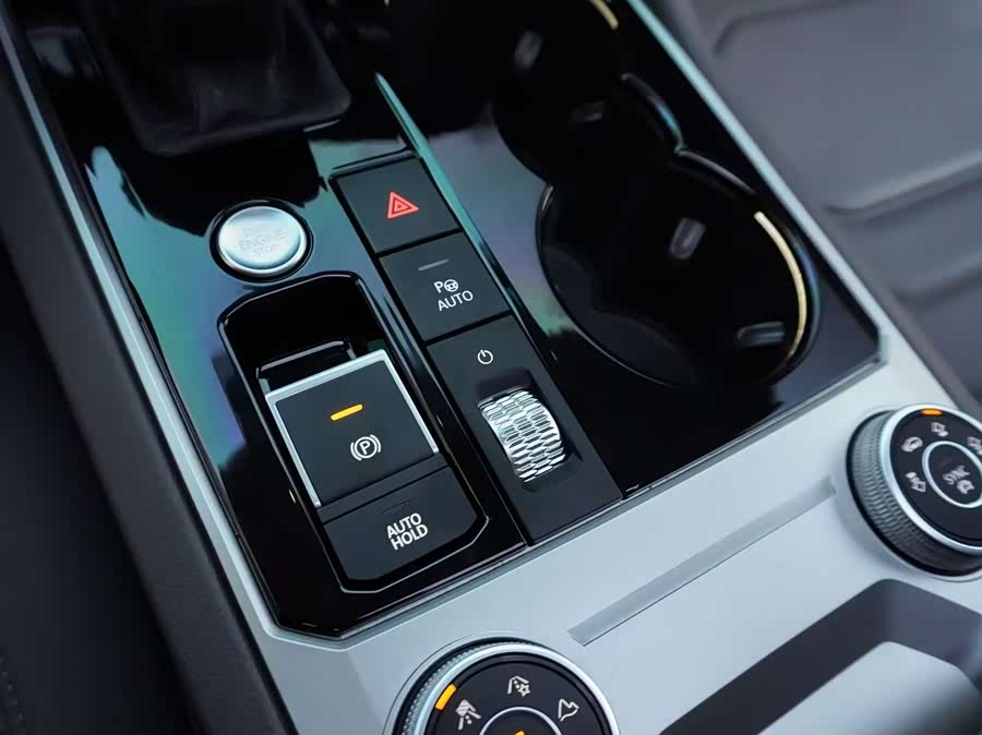 Volkswagen Touareg 2021, фото 28