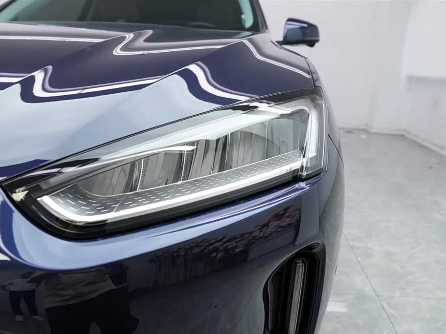 AITO Ask the world M5