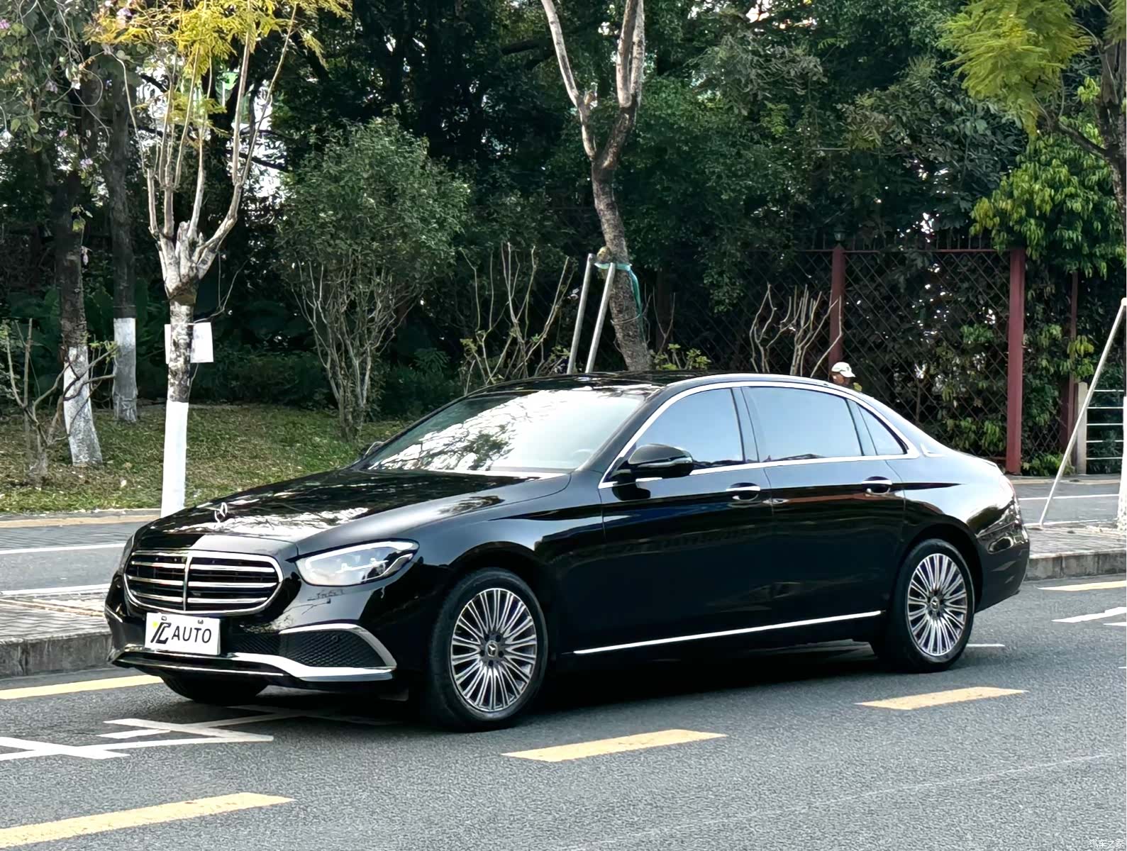 Mercedes-Benz E-Class, 2022 1
