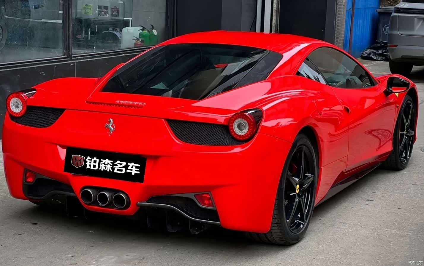 Ferrari 458, 2012 3