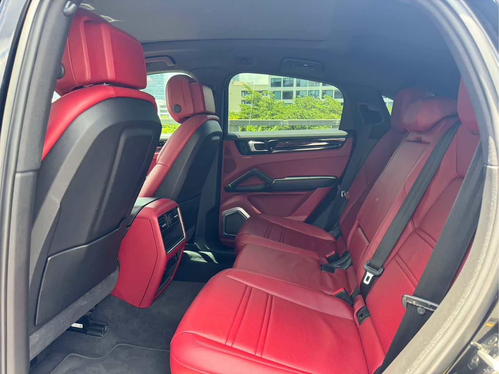 Porsche Cayenne, 2020 10