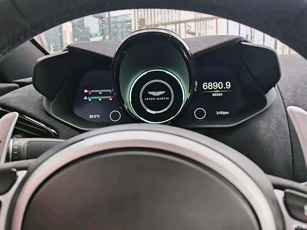 Aston Martin Vantage, 2019 6