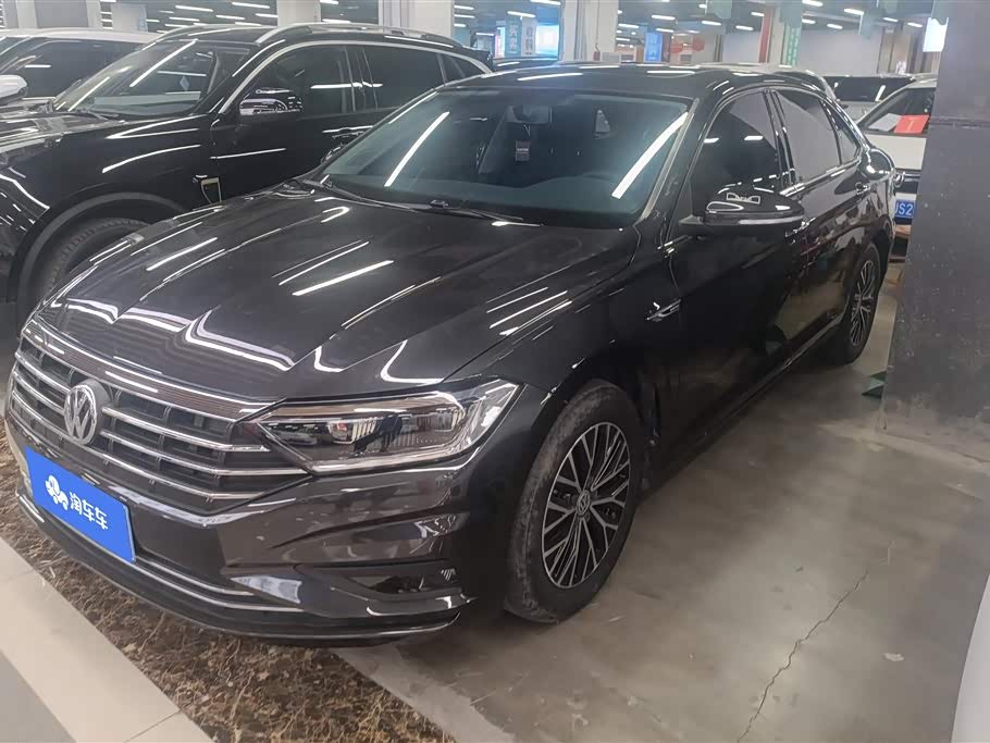 Volkswagen Sagitar