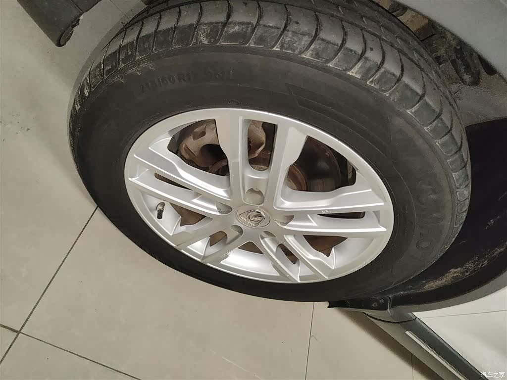 Wuling 560, 2016 23