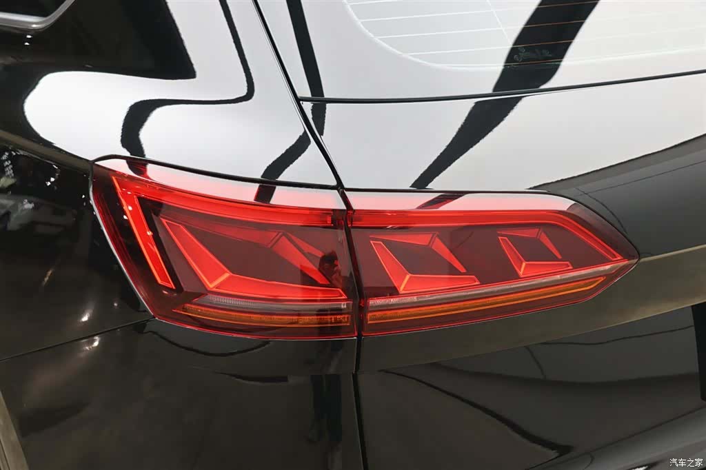 Volkswagen Touareg, 2024 27