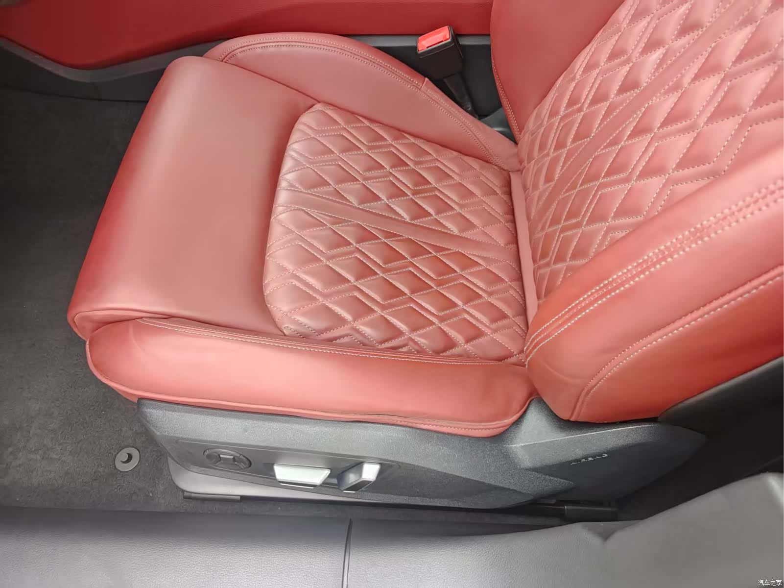 Audi A7L, 2023 11