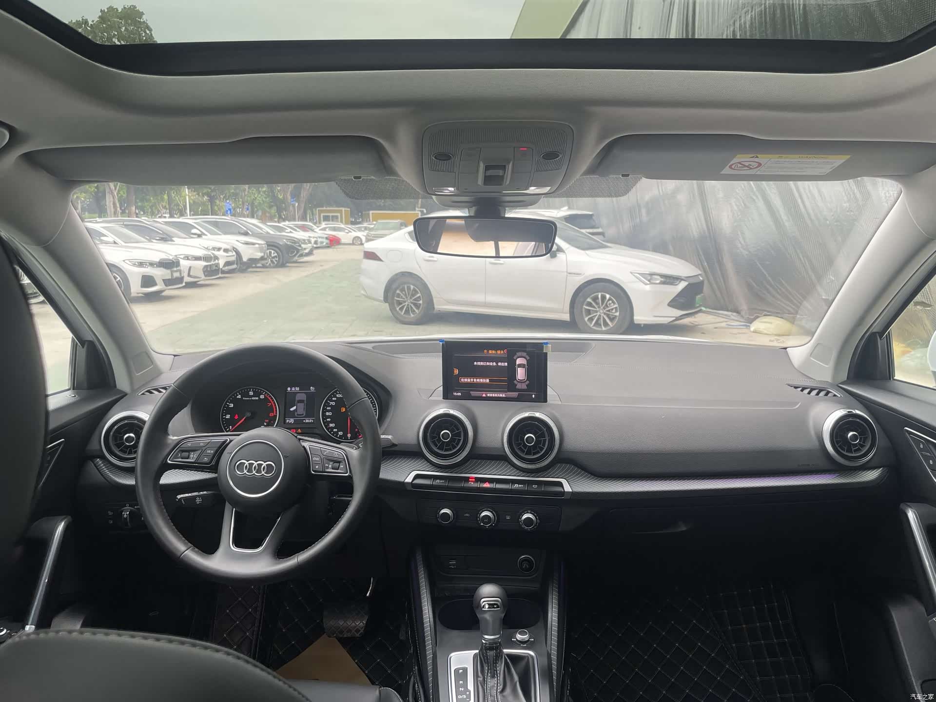 Audi Q2L, 2022 22