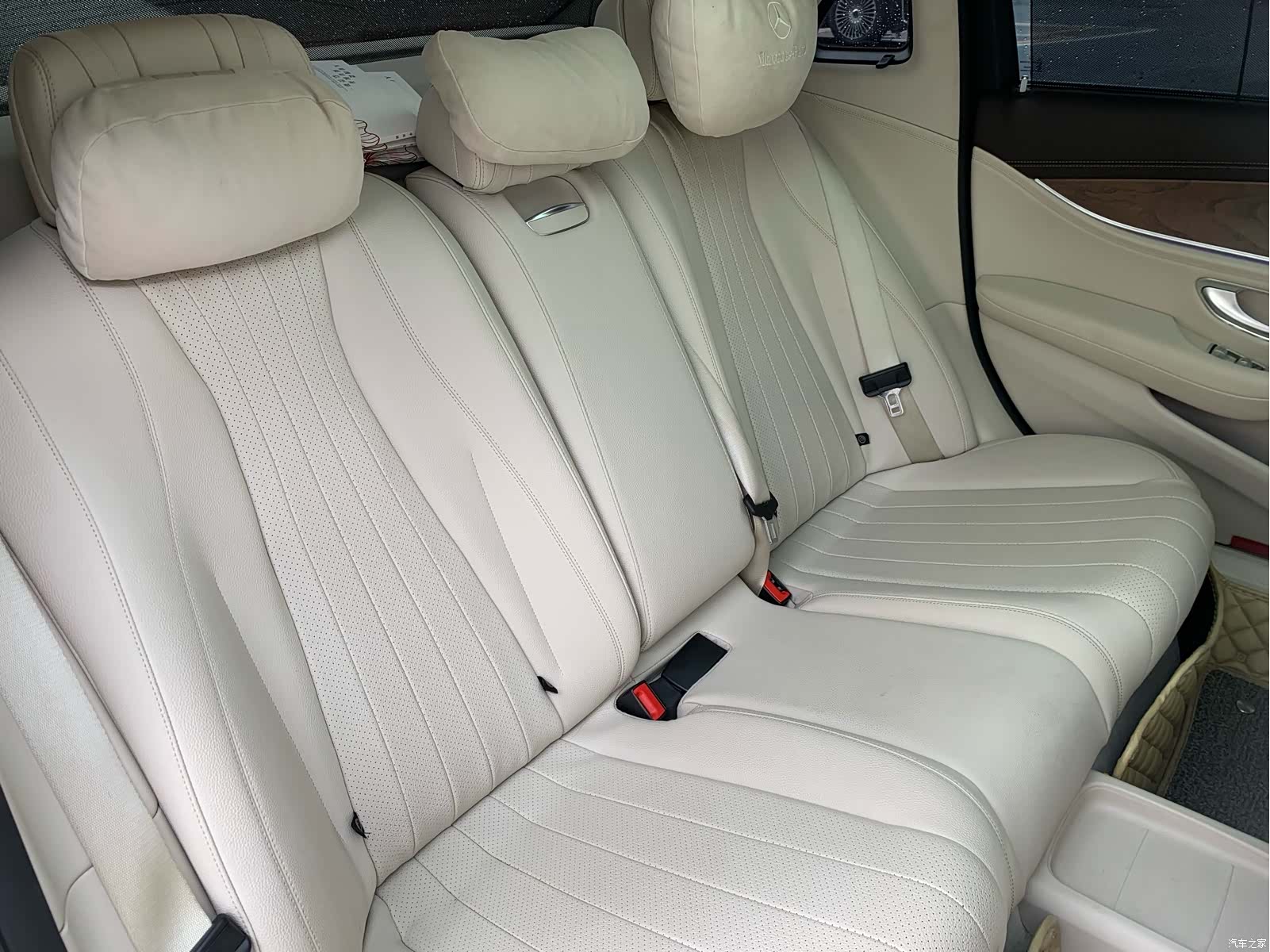 Mercedes-Benz E-Class, 2017 29