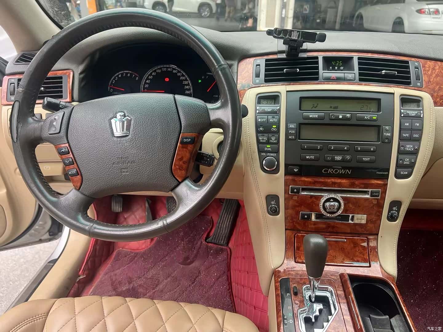 Toyota Crown, 2006 6