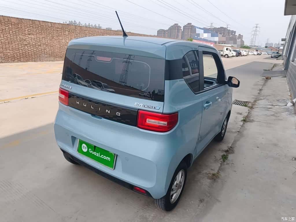 Wuling MINIEV, 2021 7