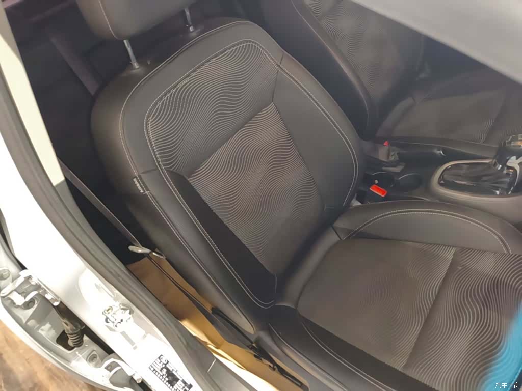 Buick XT, 2015 25