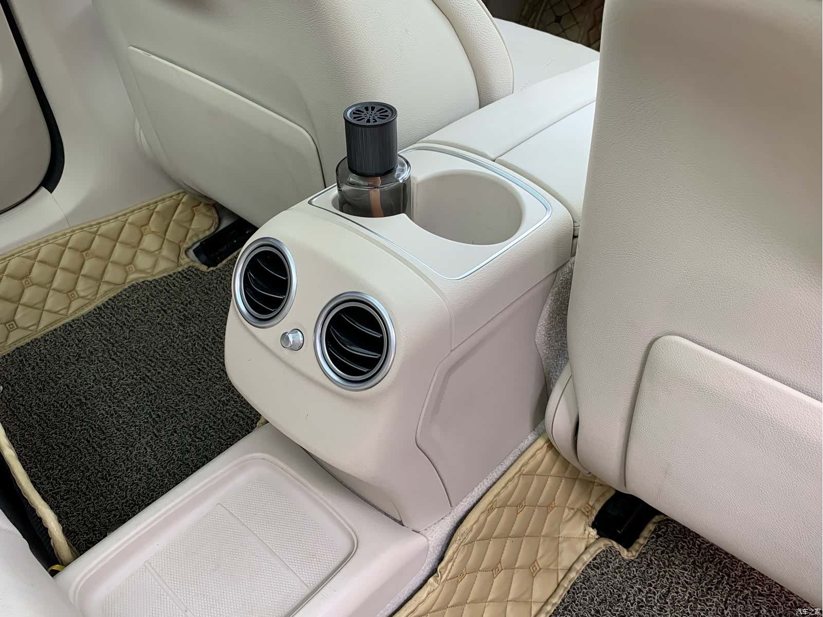 Mercedes-Benz E-Class, 2017 30