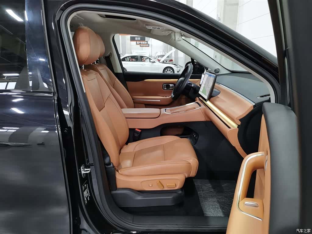 Leapmotor C16, 2025 23