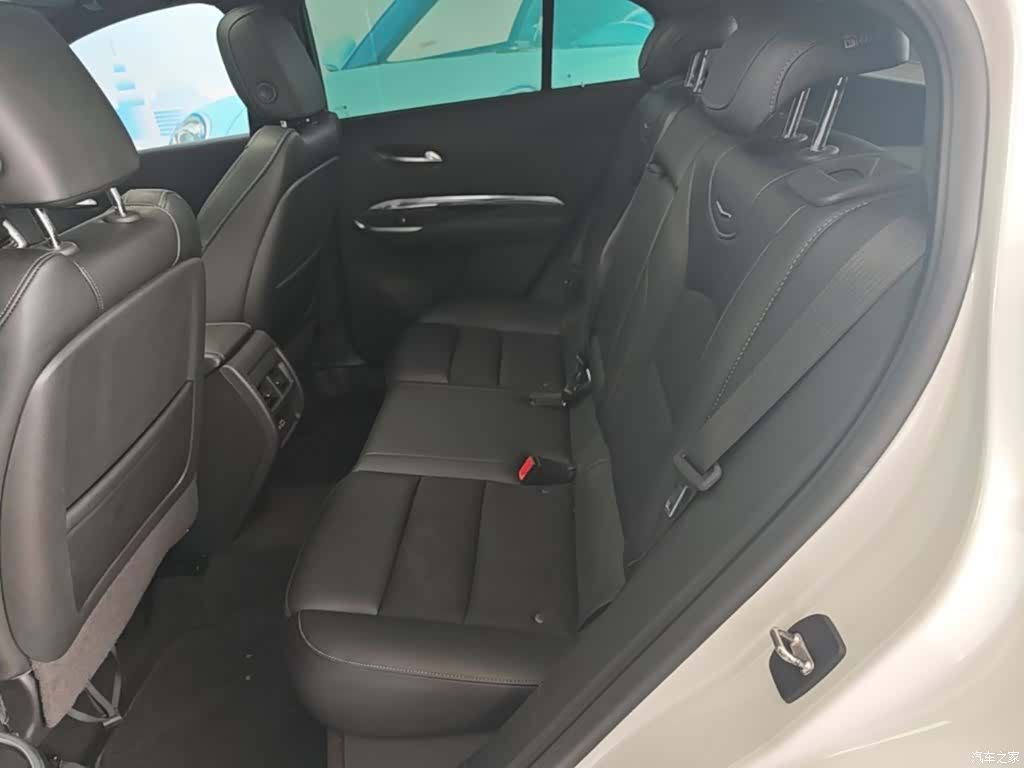 Cadillac XT4, 2019 17