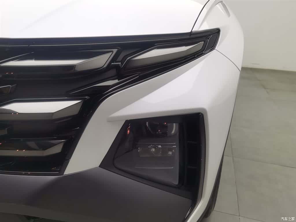 Hyundai Tucson L, 2025 7