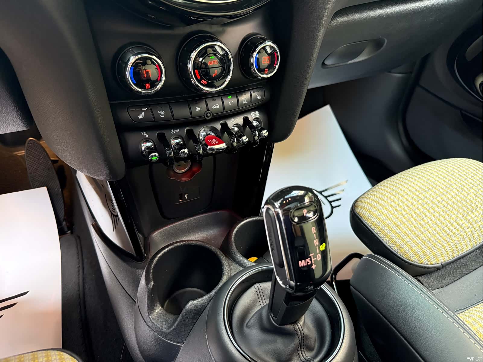 Mini Cooper, 2022 18