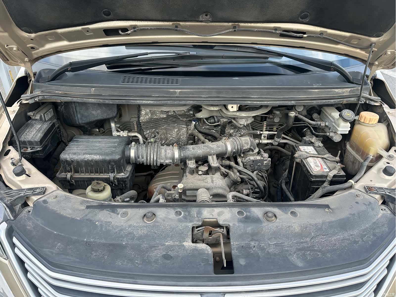 DongFeng M5, 2019 6