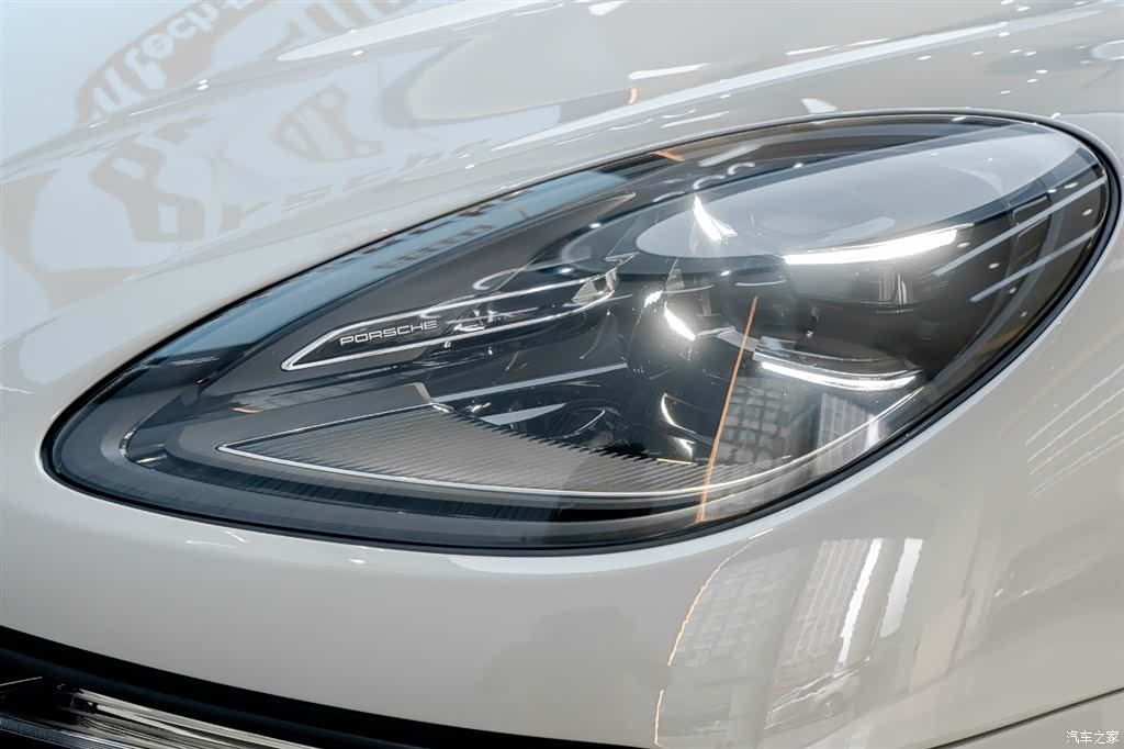 Porsche Macan, 2022 6