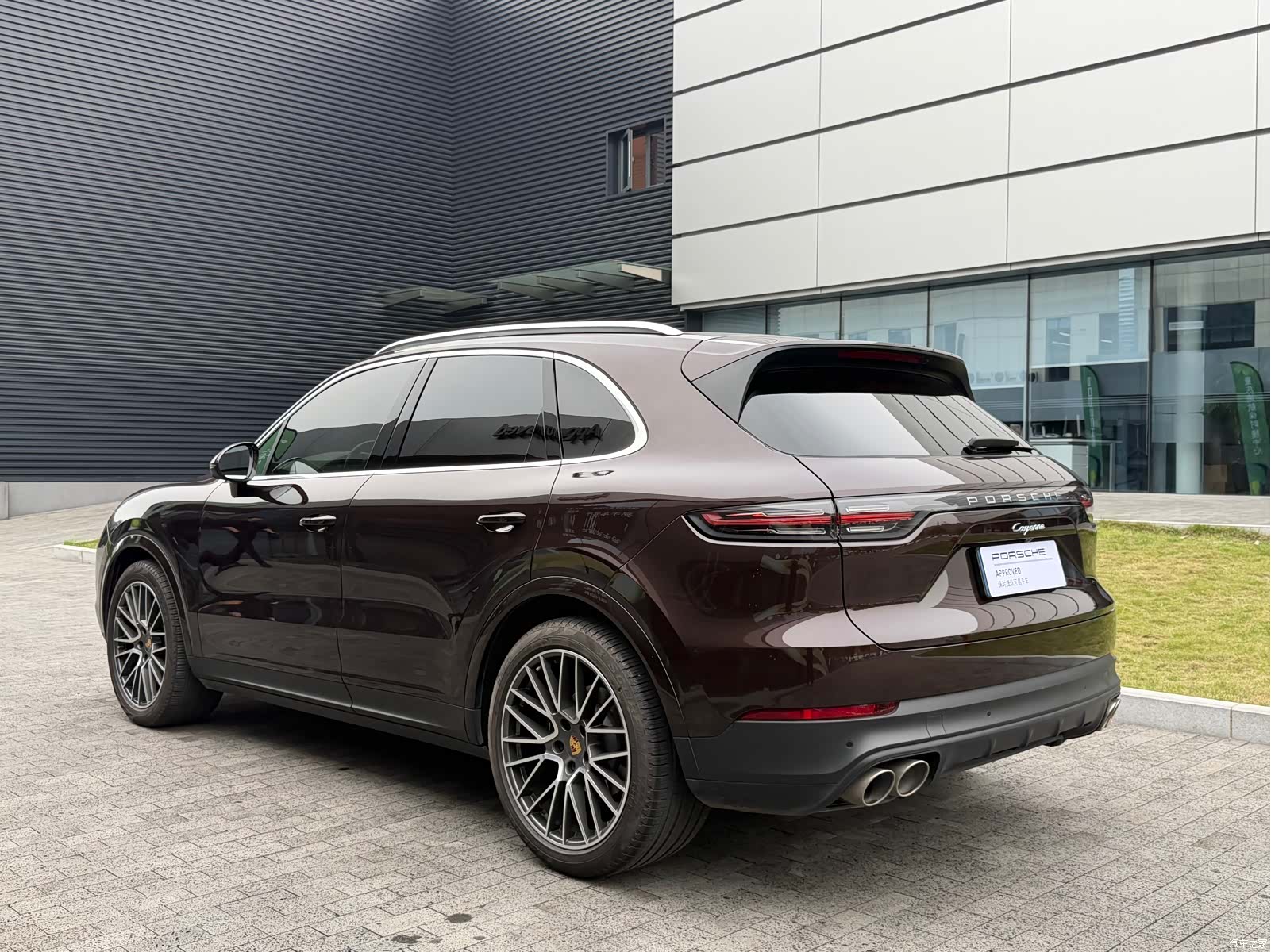 Porsche Cayenne, 2022 все фото