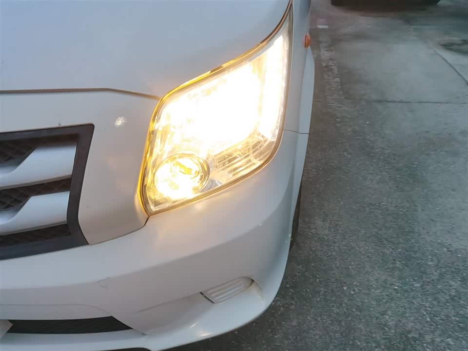 Foton Tuano Foton Tuano