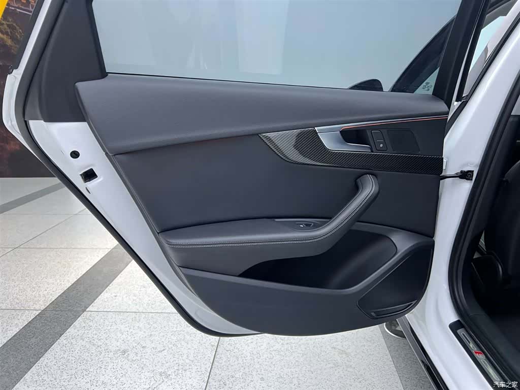 Audi A4L, 2022 16