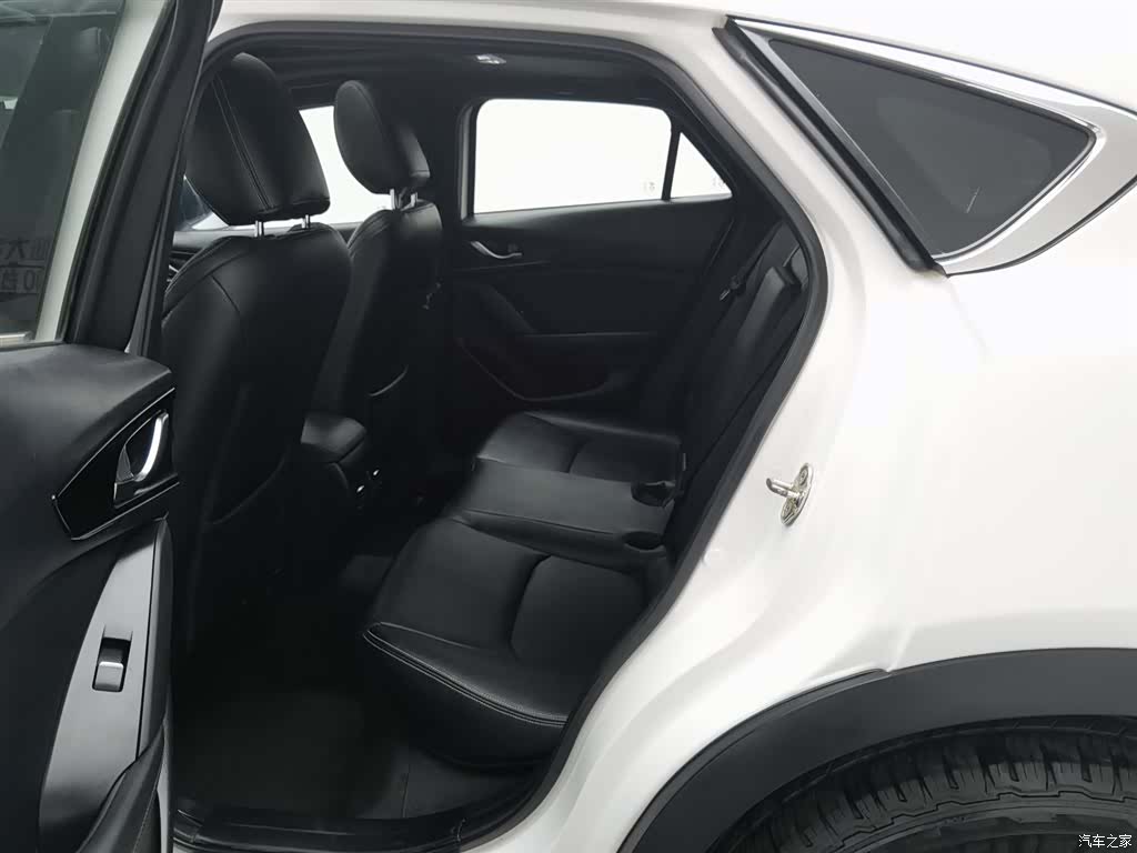 Mazda CX-4, 2020 15