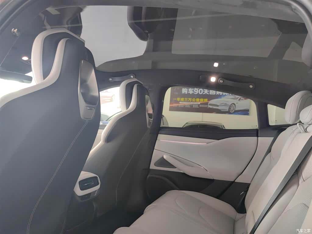 Xiaomi SU7, 2024 6