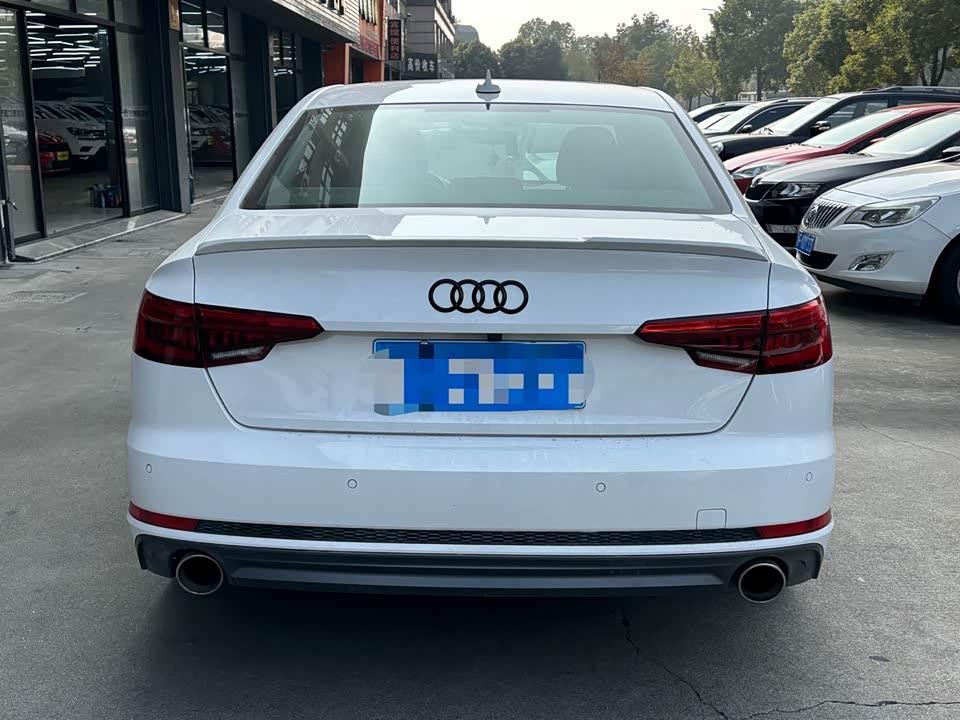 Audi A4L
