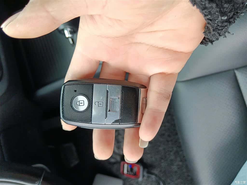 Kia K3, 2015 9