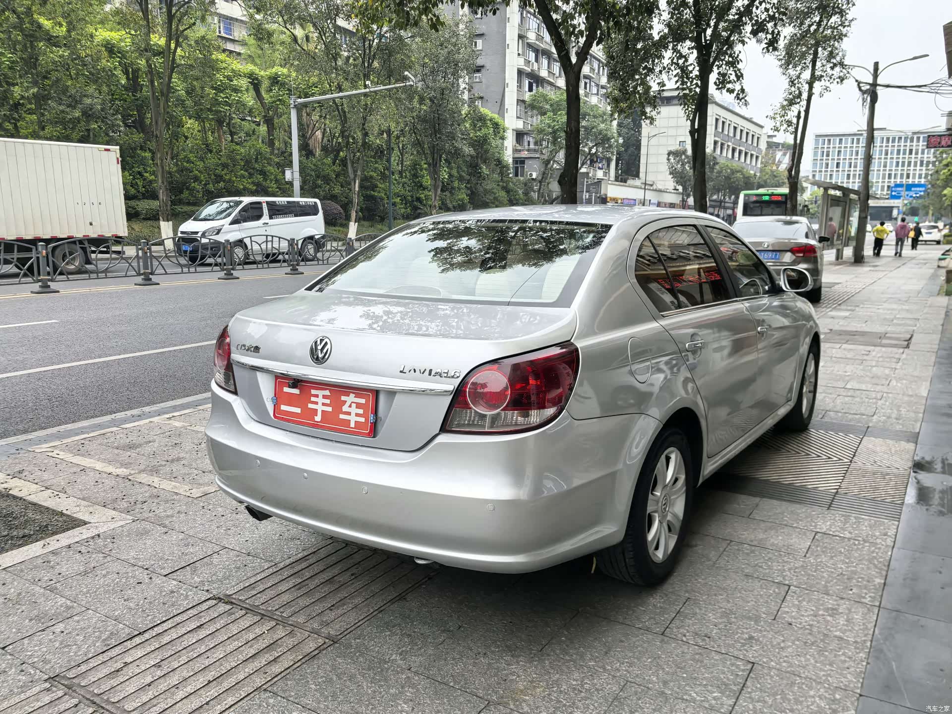 Volkswagen Lavida, 2011 8