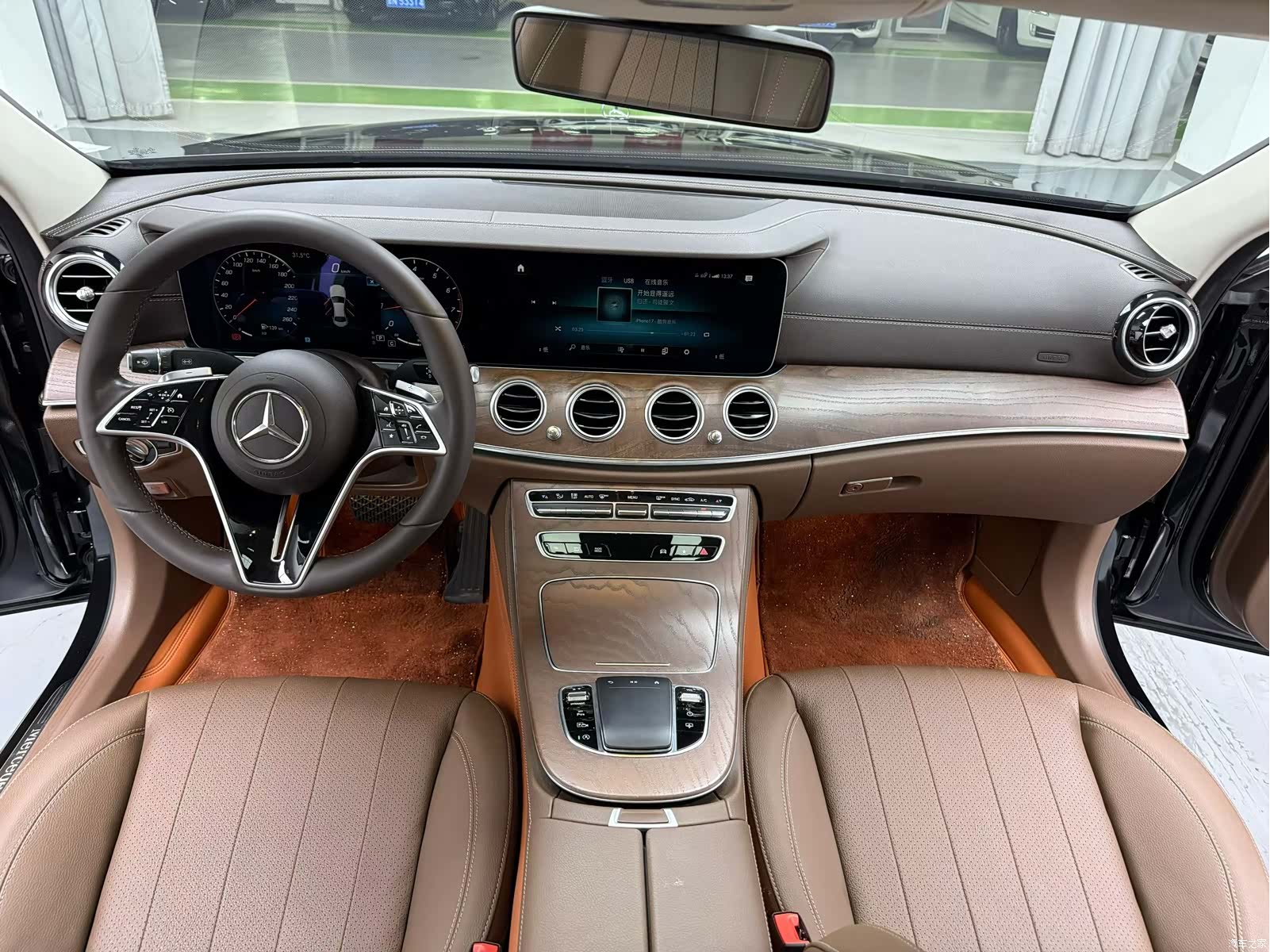 Mercedes-Benz E-Class, 2023 2