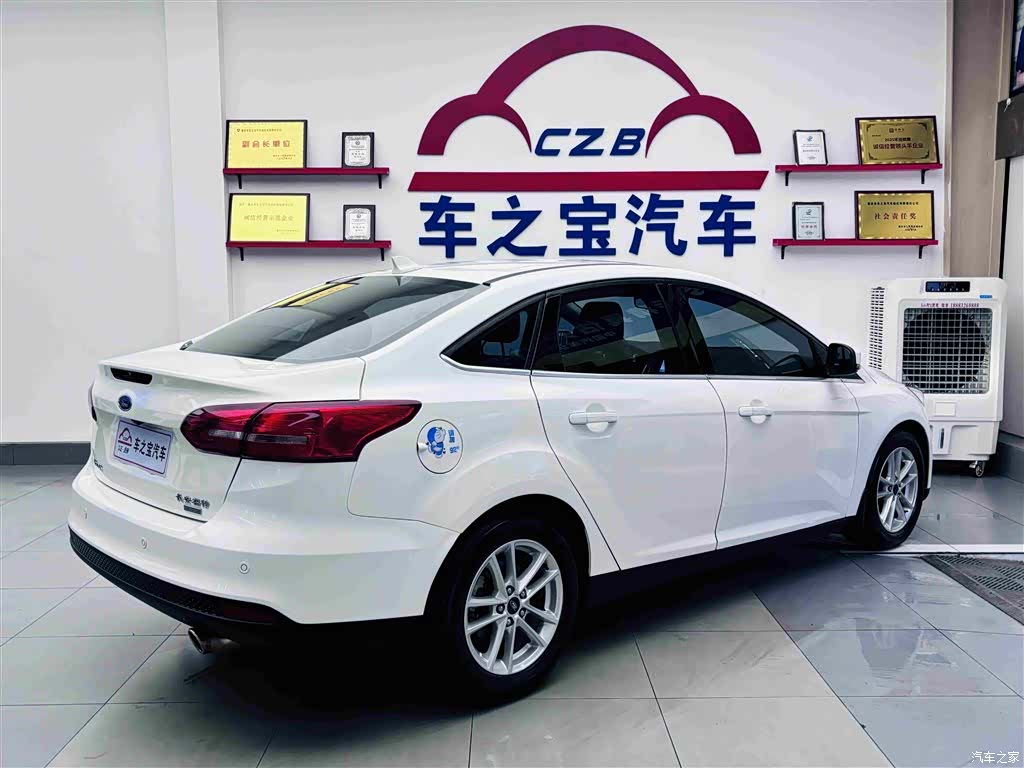 Ford Focus, 2018 все фото