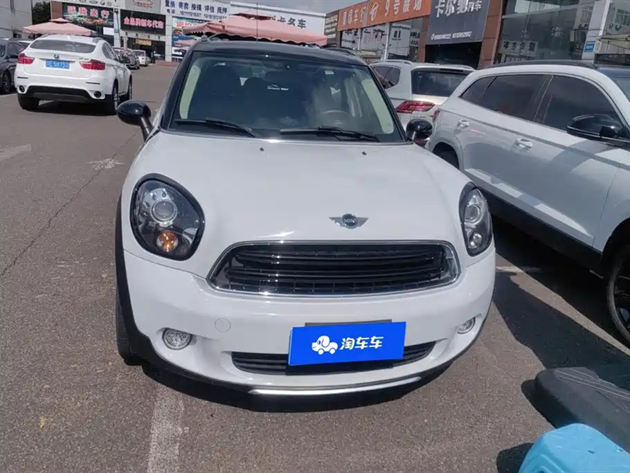 MINI COUNTRYMAN