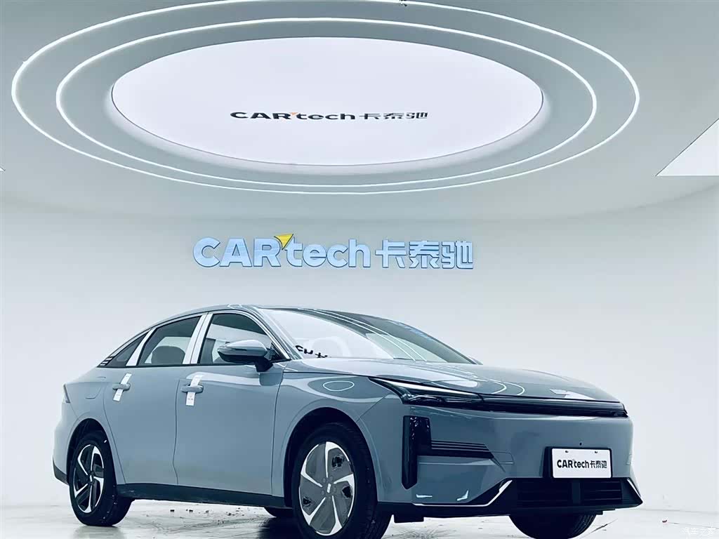 Geely Galaxy L6, 2025 2