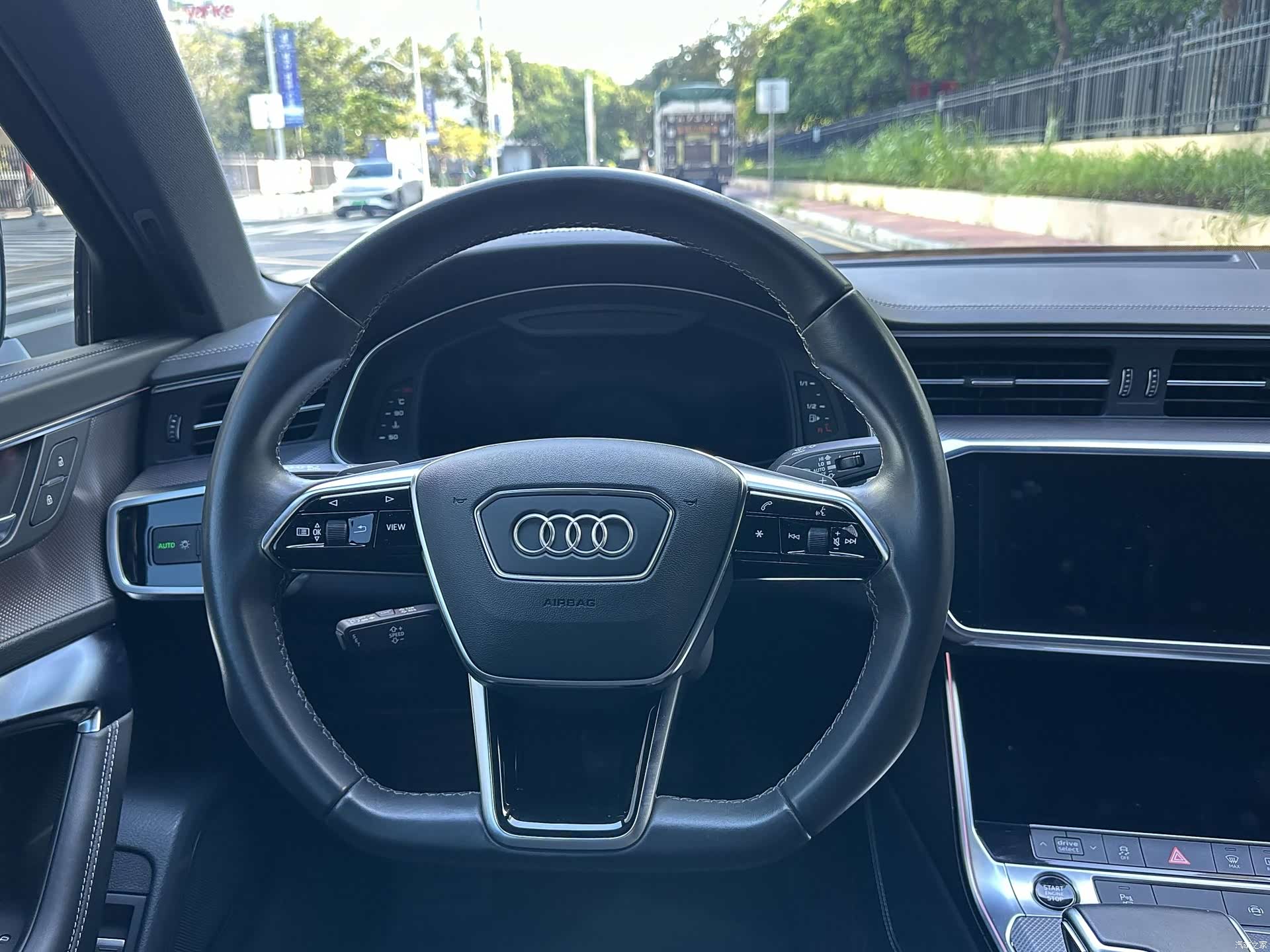 Audi A6L, 2021 13