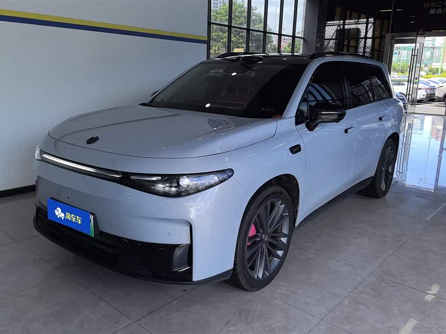 Leapmotor C16