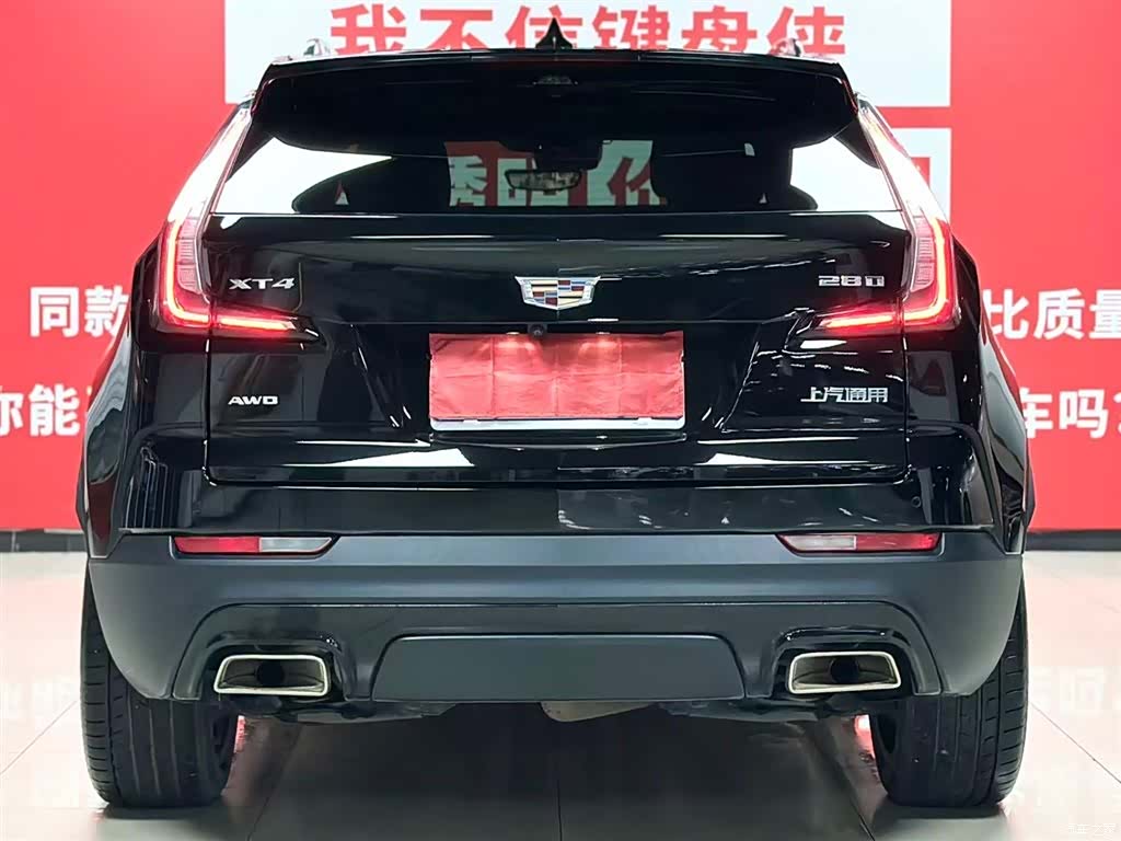 Cadillac XT4, 2021 все фото