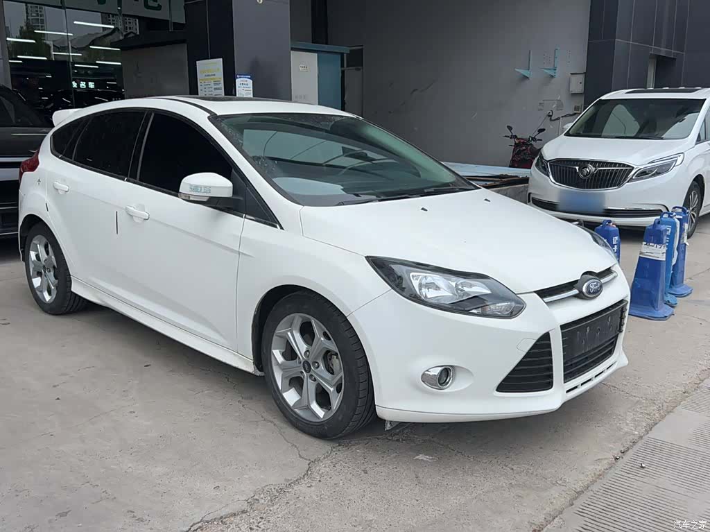 Ford Focus, 2014 все фото